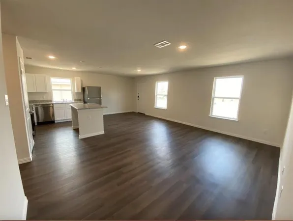 $1,750 | 413 East Hull Street, Denison, TX 75021