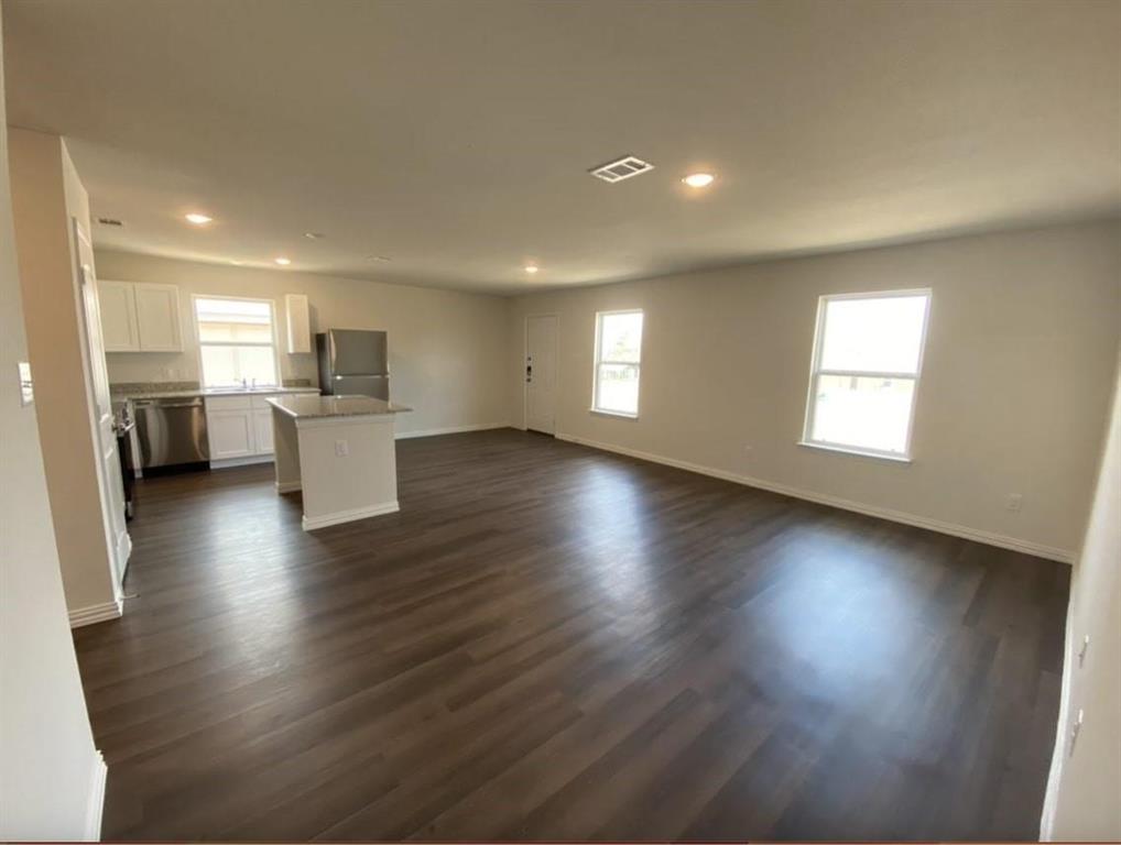 413 East Hull Street Denison, TX 75021 - Photo 2 of 22