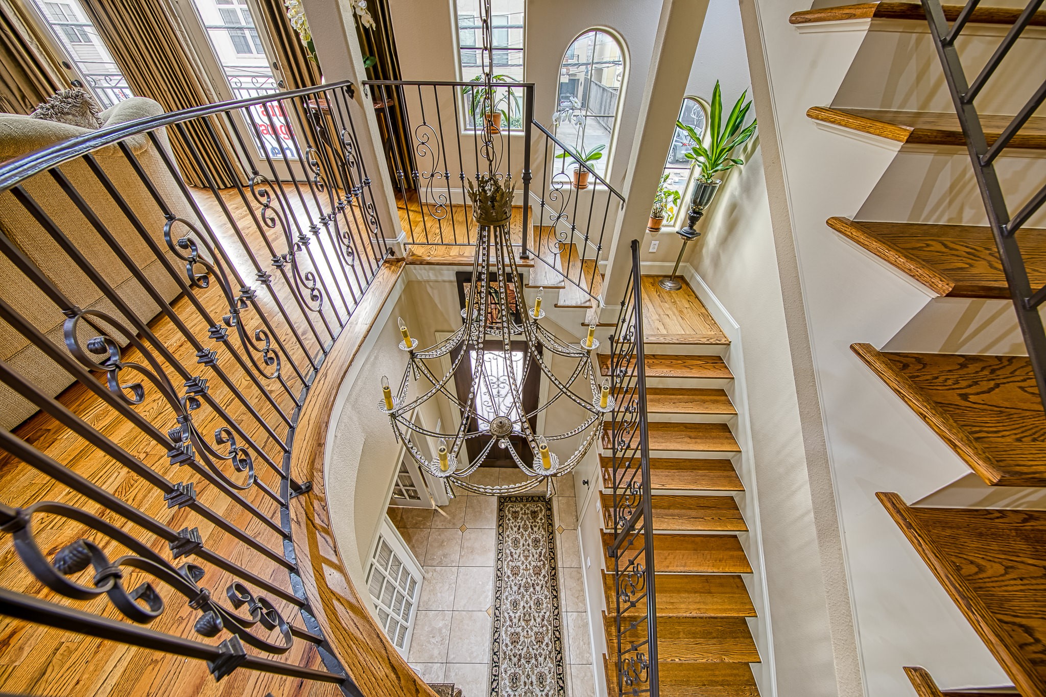 6310 Hamman Street, Unit D Houston, TX 77007 - Photo 24 of 41 a view of entryway with a front door