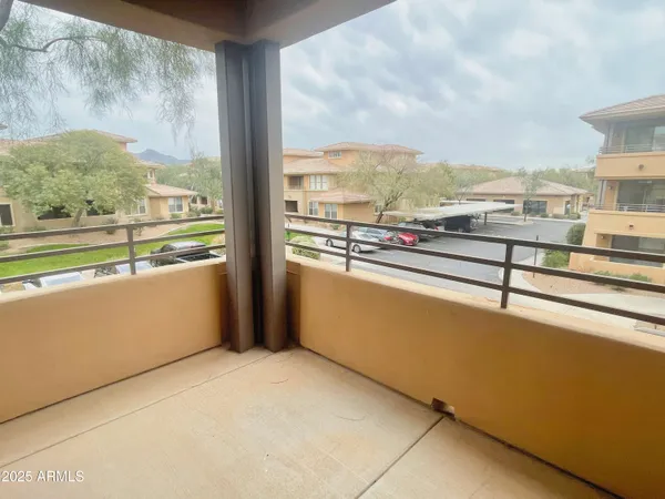 a view of outdoor space yard and porch
