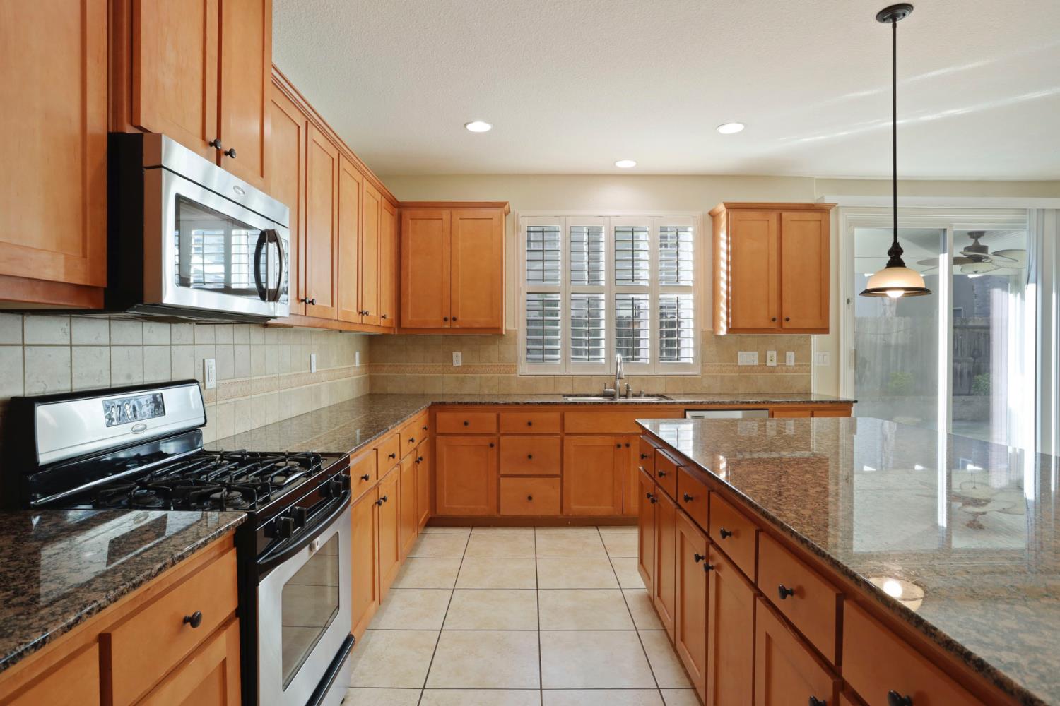 2805 Amir Drive Modesto, CA 95355 - Photo 22 of 60