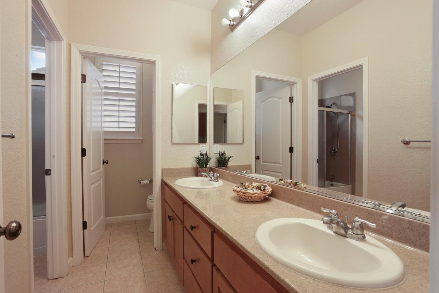 2805 Amir Drive Modesto, CA 95355 - Photo 44 of 60