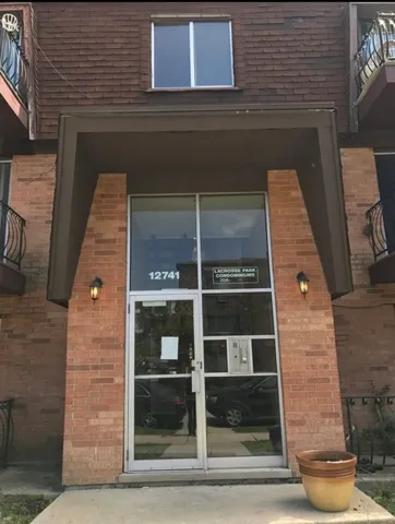 $139,900 | 12741 South La Crosse Avenue, Unit 2B, Alsip, IL 60803