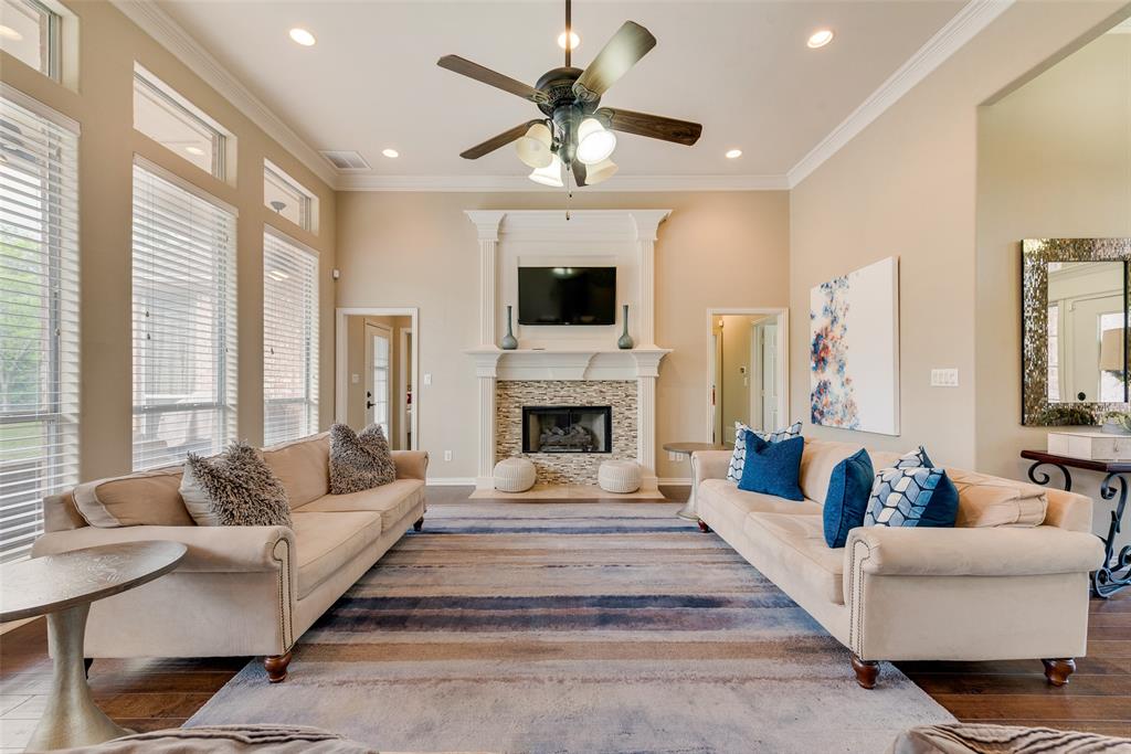 102 Dobbs Road Lake Dallas, TX 76208 - Photo 9 of 35