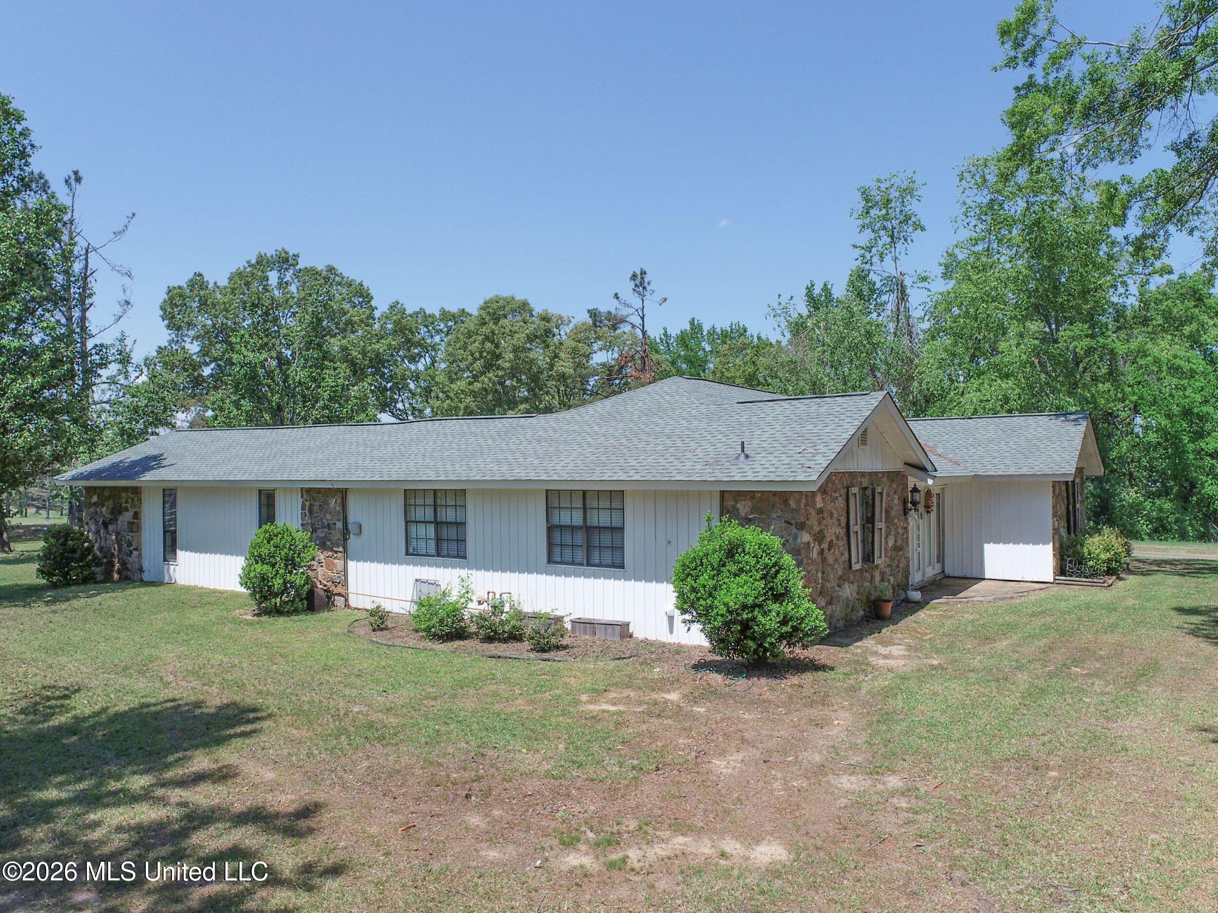415 Woodland Road Batesville, MS 38606 - Photo 24 of 120 2rlawk24