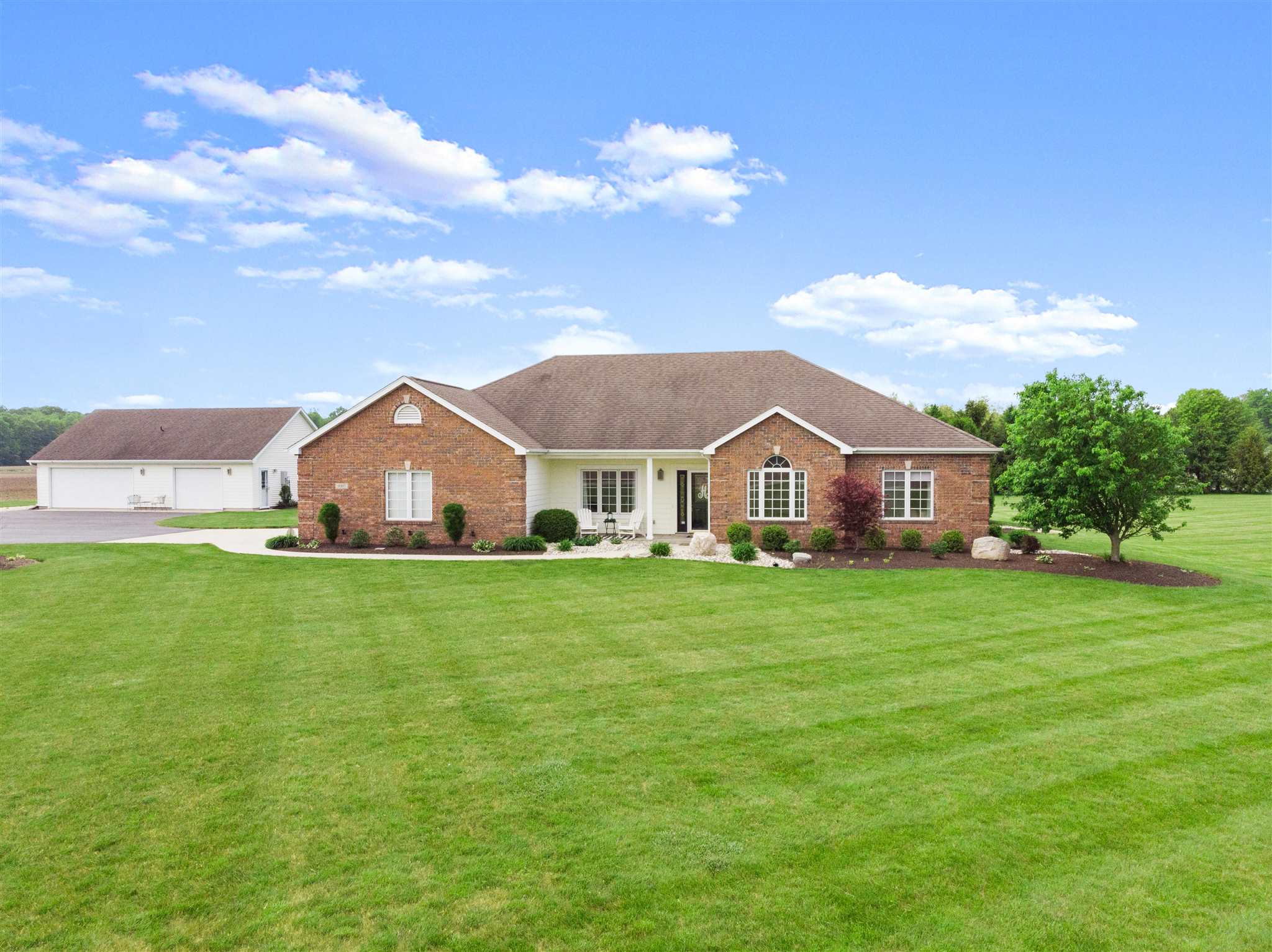 9007 West Cook Road Fort Wayne, IN 46818 - Photo 3 of 36