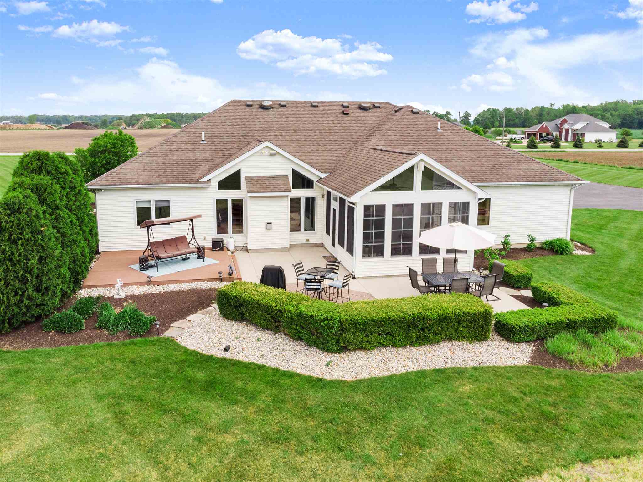 9007 West Cook Road Fort Wayne, IN 46818 - Photo 4 of 36
