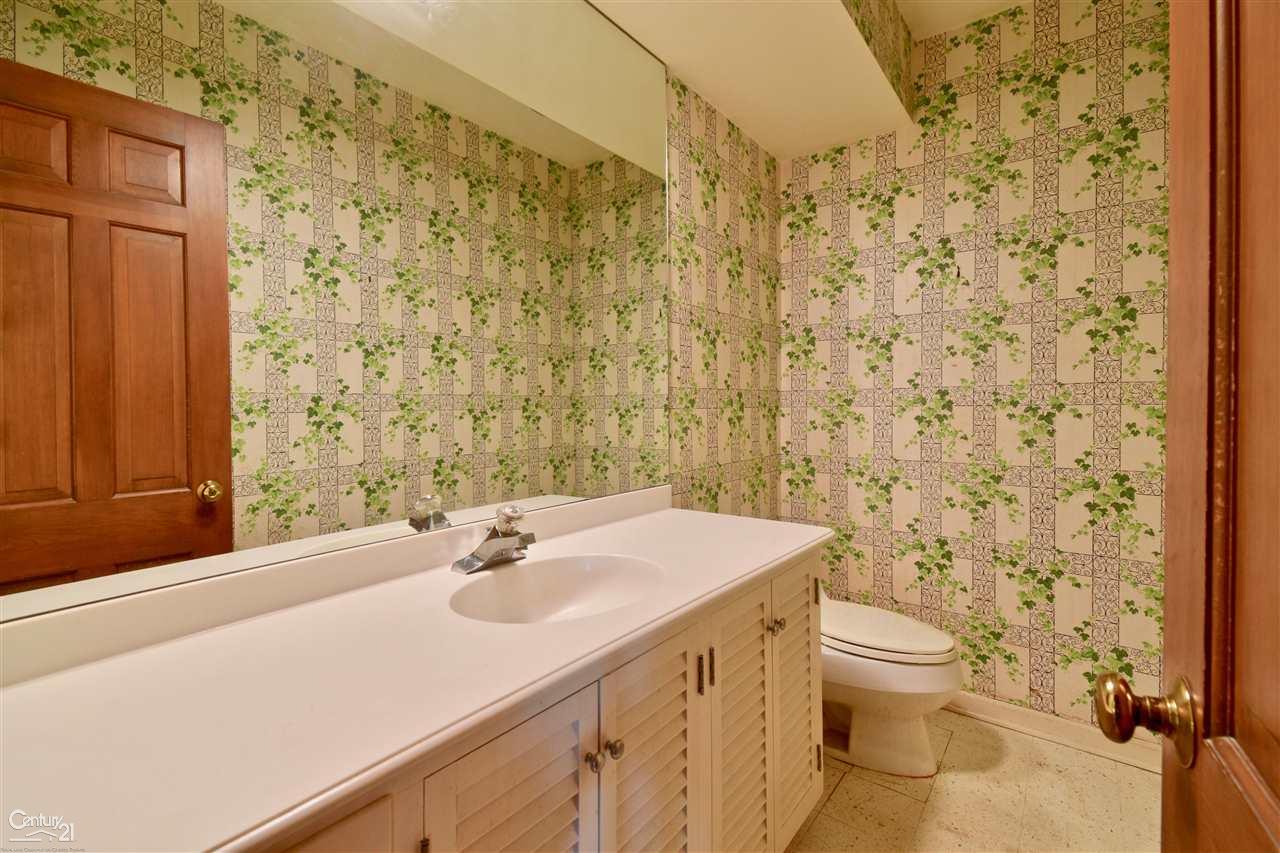 71 Fairford Road Grosse Pointe, MI 48236 - Photo 13 of 29