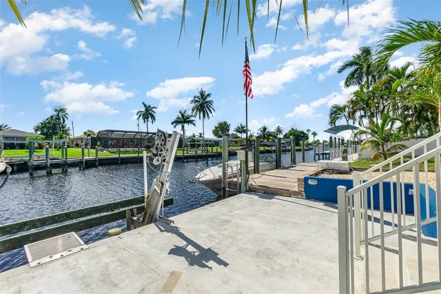 $649,900 | 1661 Swan Terrace, North Fort Myers, FL 33903