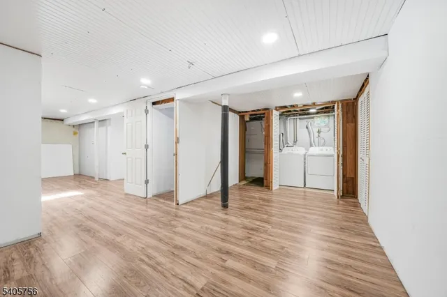 $450,000 | 12 Carlson Place, Lake Hiawatha, NJ 07034