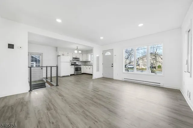 $450,000 | 12 Carlson Place, Lake Hiawatha, NJ 07034