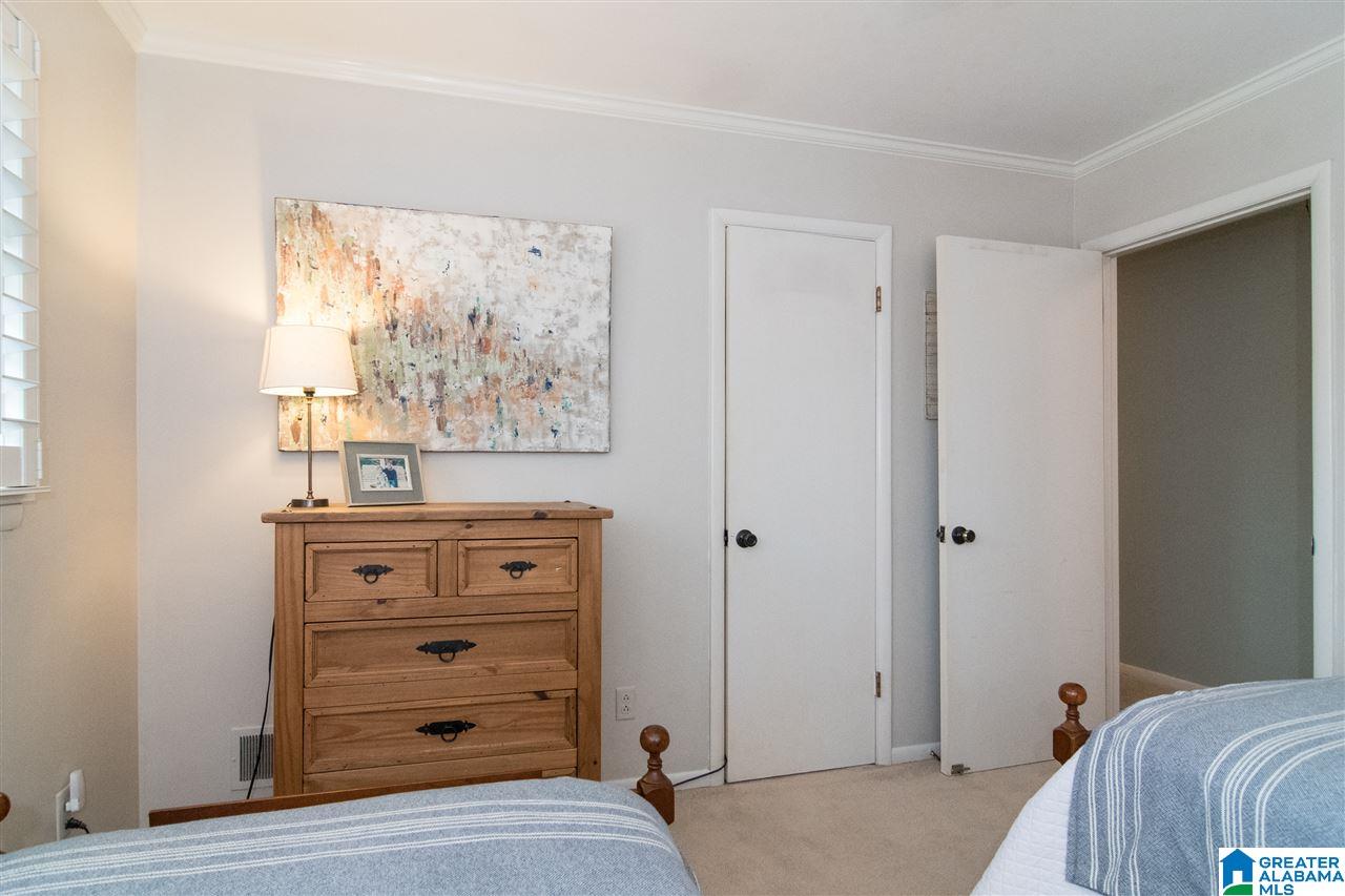 1368 Swallow Lane Birmingham, AL 35213 - Photo 30 of 50