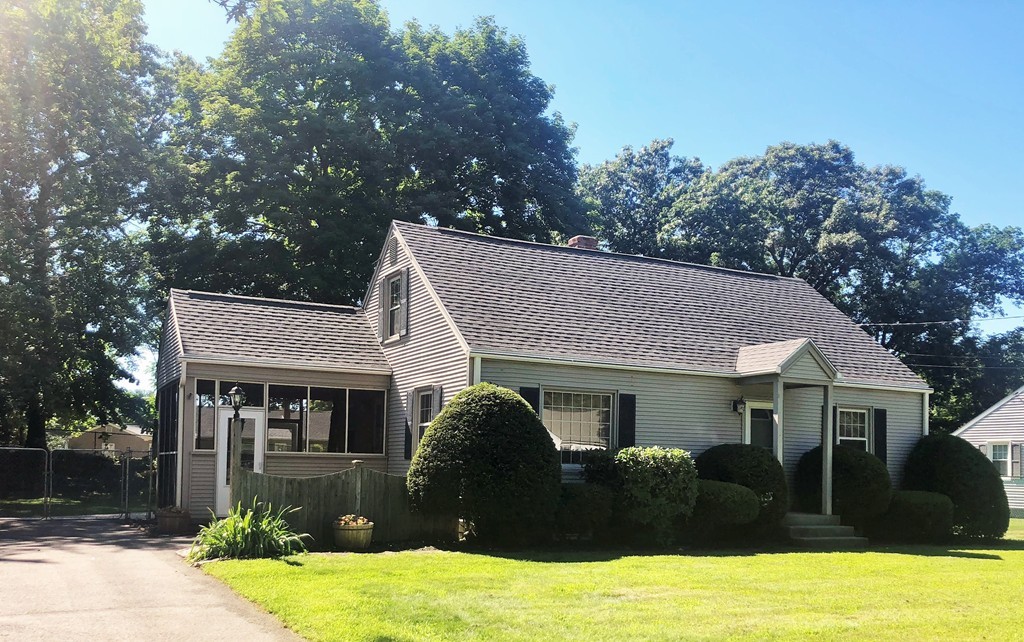 112 Maebeth Street Springfield, MA 01119 - Photo 1 of 23