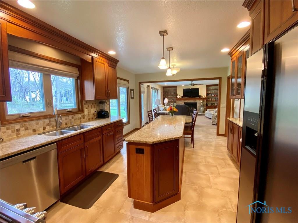 7652 Kings Run Road Sylvania, OH 43560 - Photo 12 of 38 Gallery Image 12