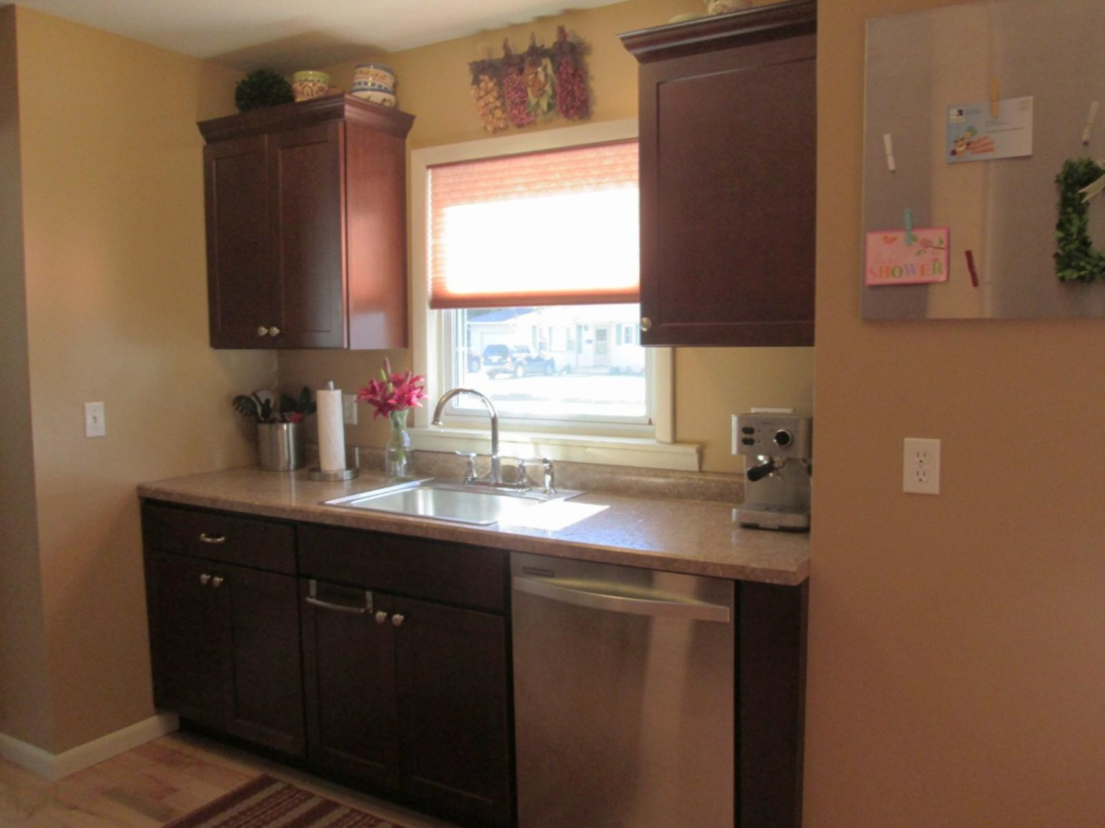 415 North Douglas Avenue Three Rivers, MI 49093 - Photo 7 of 35 415 Douglas 057