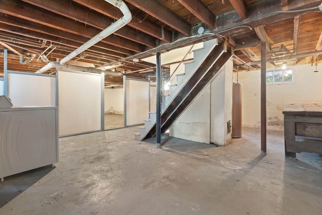 3 Station Road Salem, MA 01970 - Photo 33 of 40 a view of an empty room