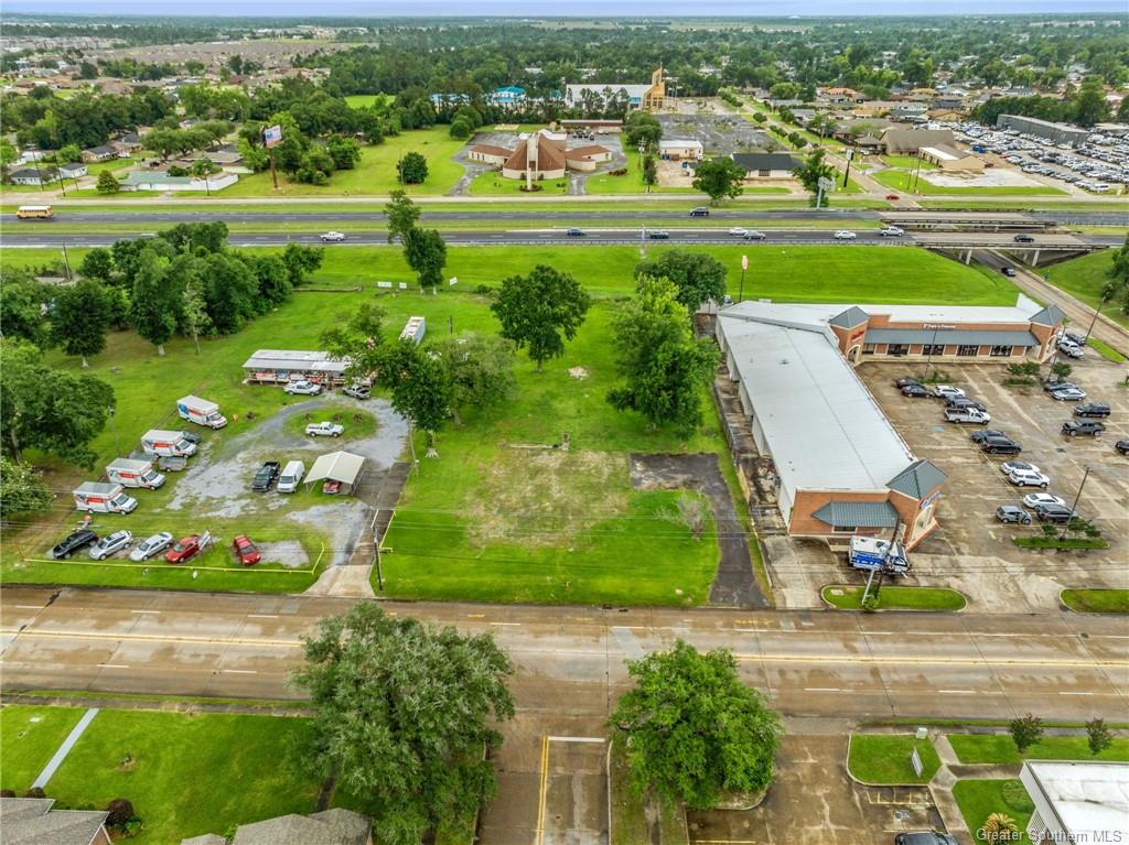 1718 East Prien Lake Road Lake Charles, LA 70601 - Photo 5 of 9