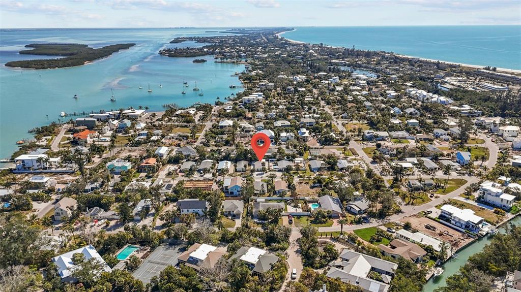 690 Fox Street Longboat Key, FL 34228 - Photo 26 of 41 an aerial view of house with yard
