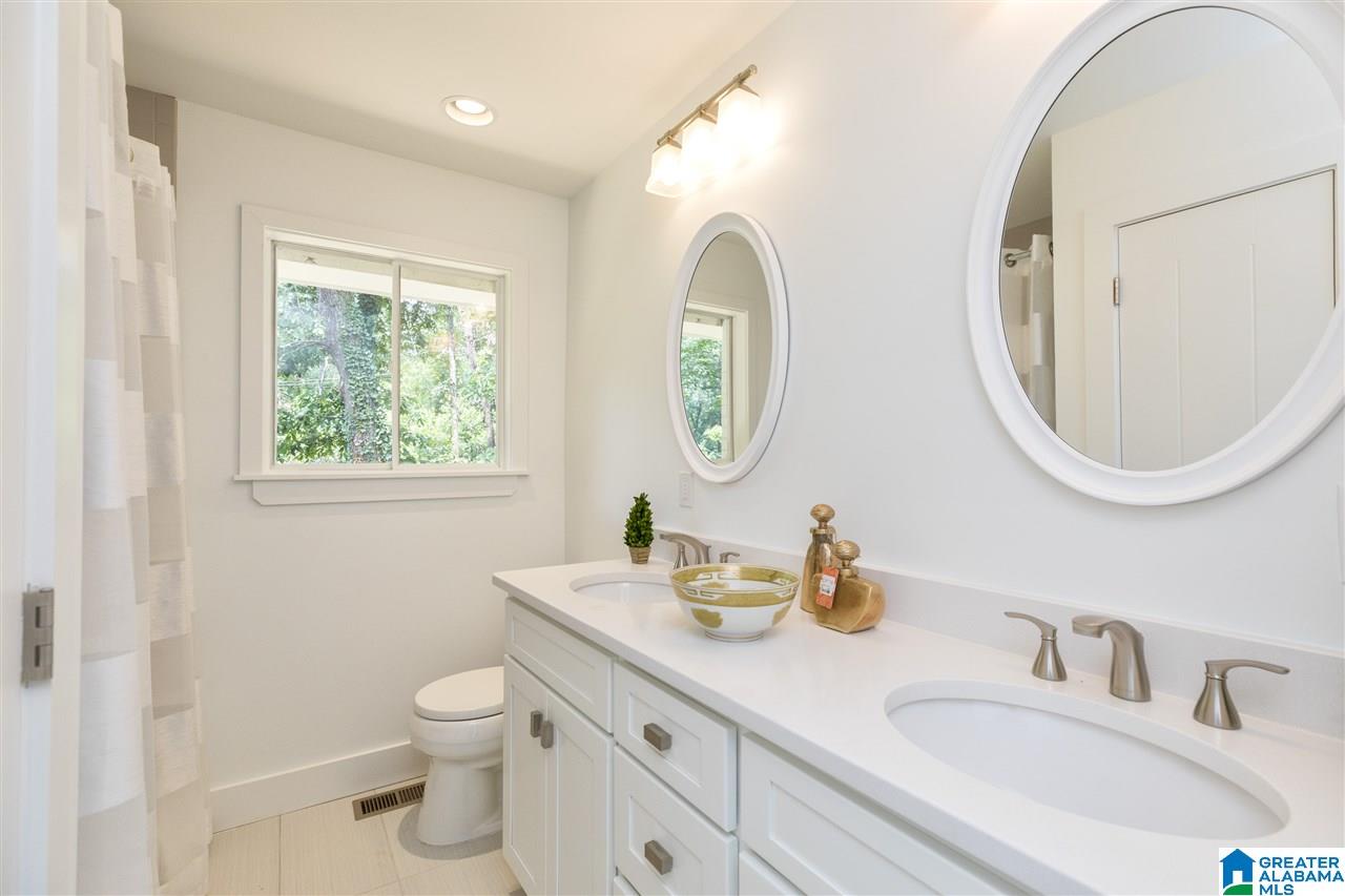 2721 Shades Crest Road Birmingham, AL 35216 - Photo 30 of 37