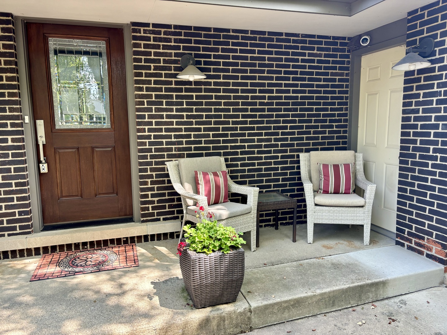 3206 Maple Leaf Drive Glenview, IL 60026 - Photo 2 of 45