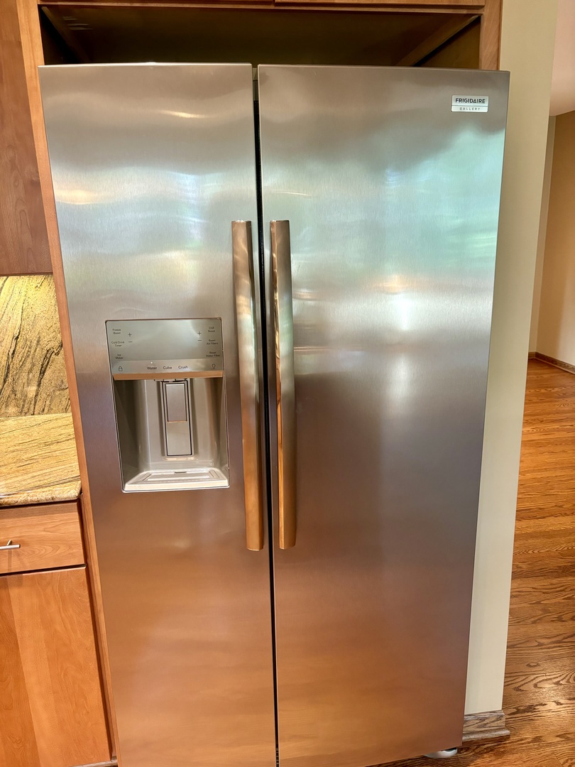 3206 Maple Leaf Drive Glenview, IL 60026 - Photo 8 of 45 a view of empty room with wooden floor