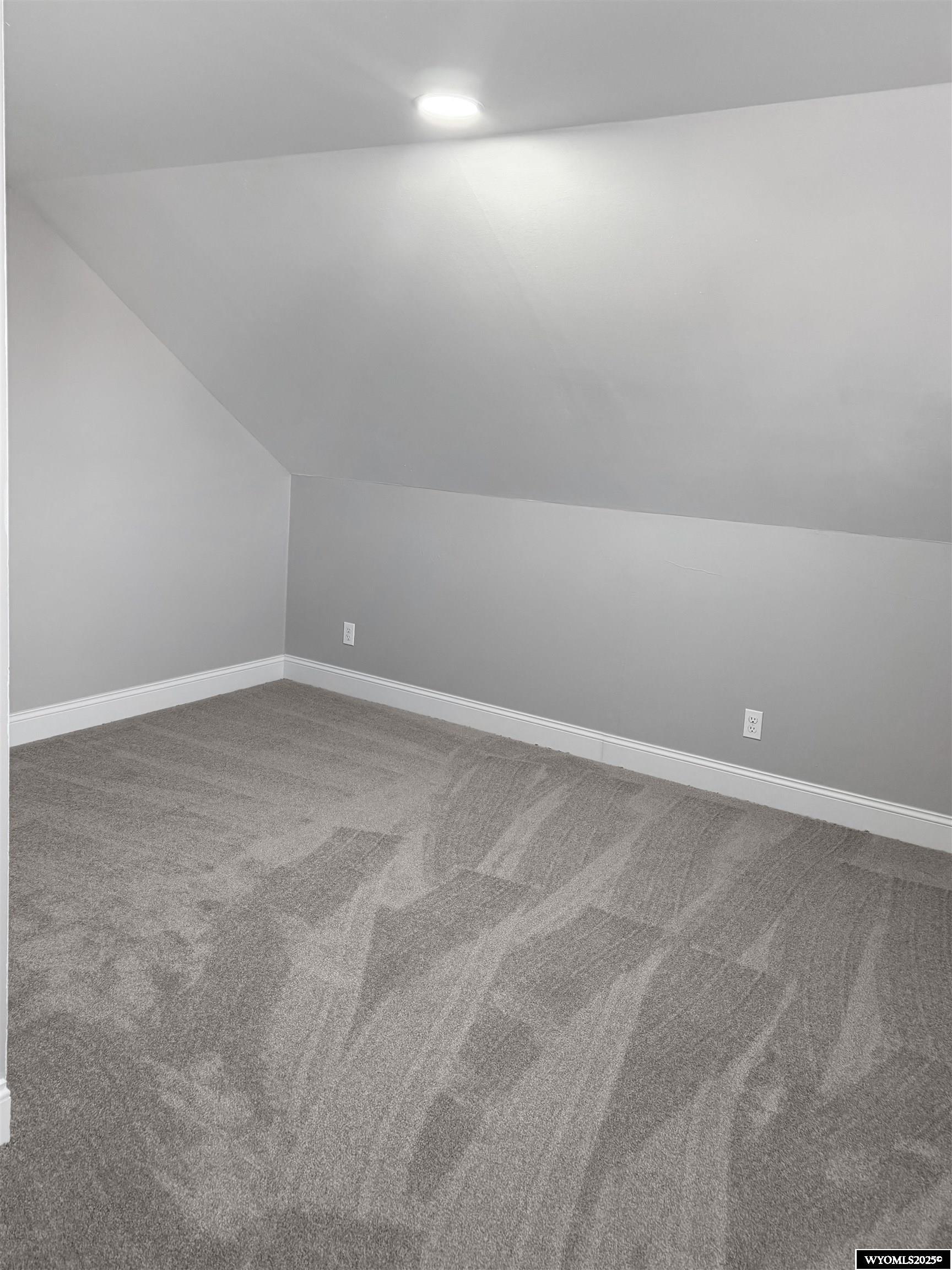 612 Sage Street Evanston, WY 82930 - Photo 12 of 19