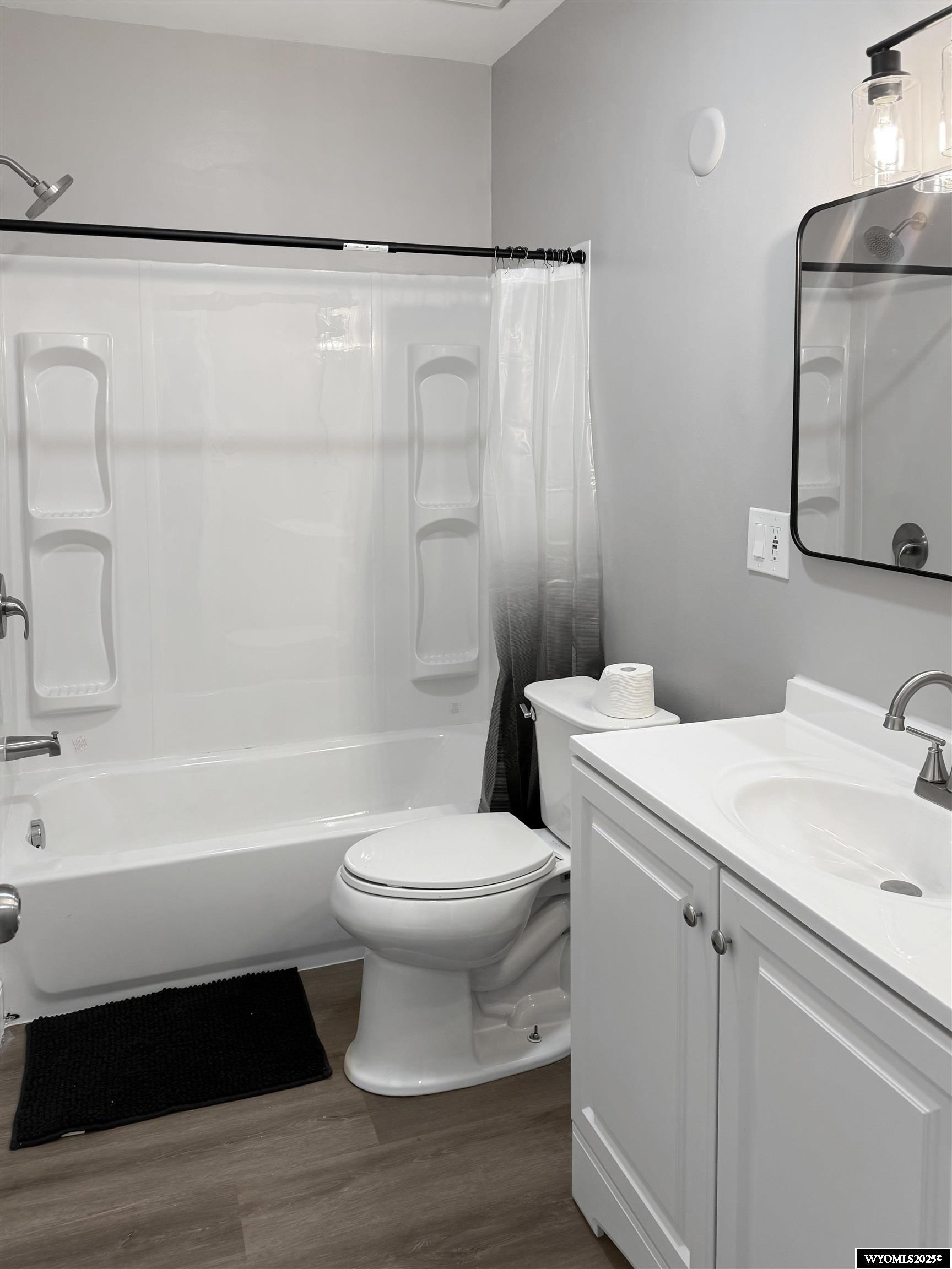 612 Sage Street Evanston, WY 82930 - Photo 8 of 19