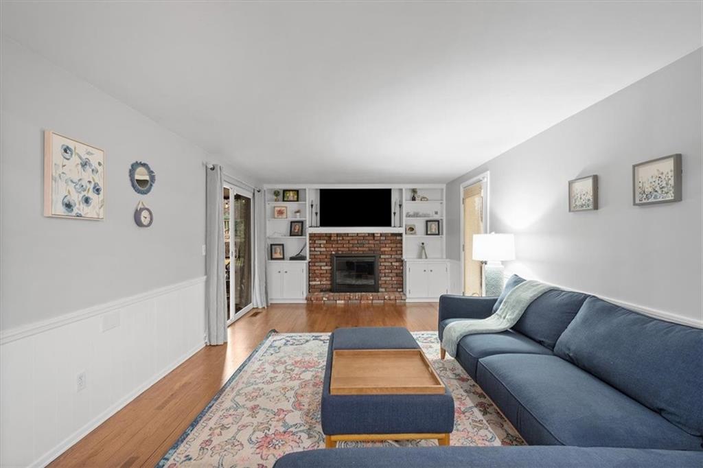 9350 Timber Trail Pittsburgh, PA 15237 - Photo 20 of 38 a living room with furniture and a flat screen tv