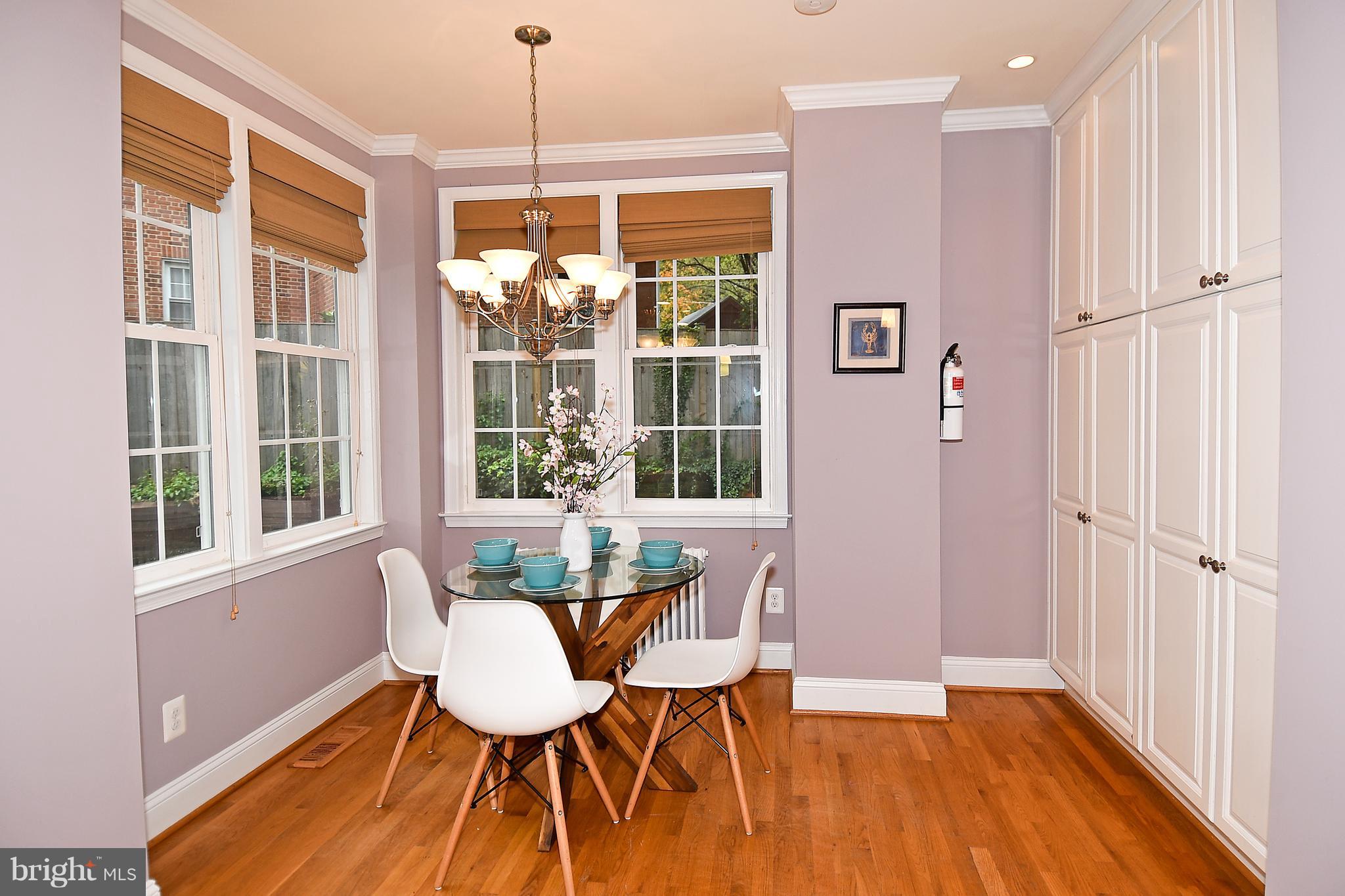 9300 Columbia Boulevard Silver Spring, MD 20910 - Photo 13 of 29 Kitchen