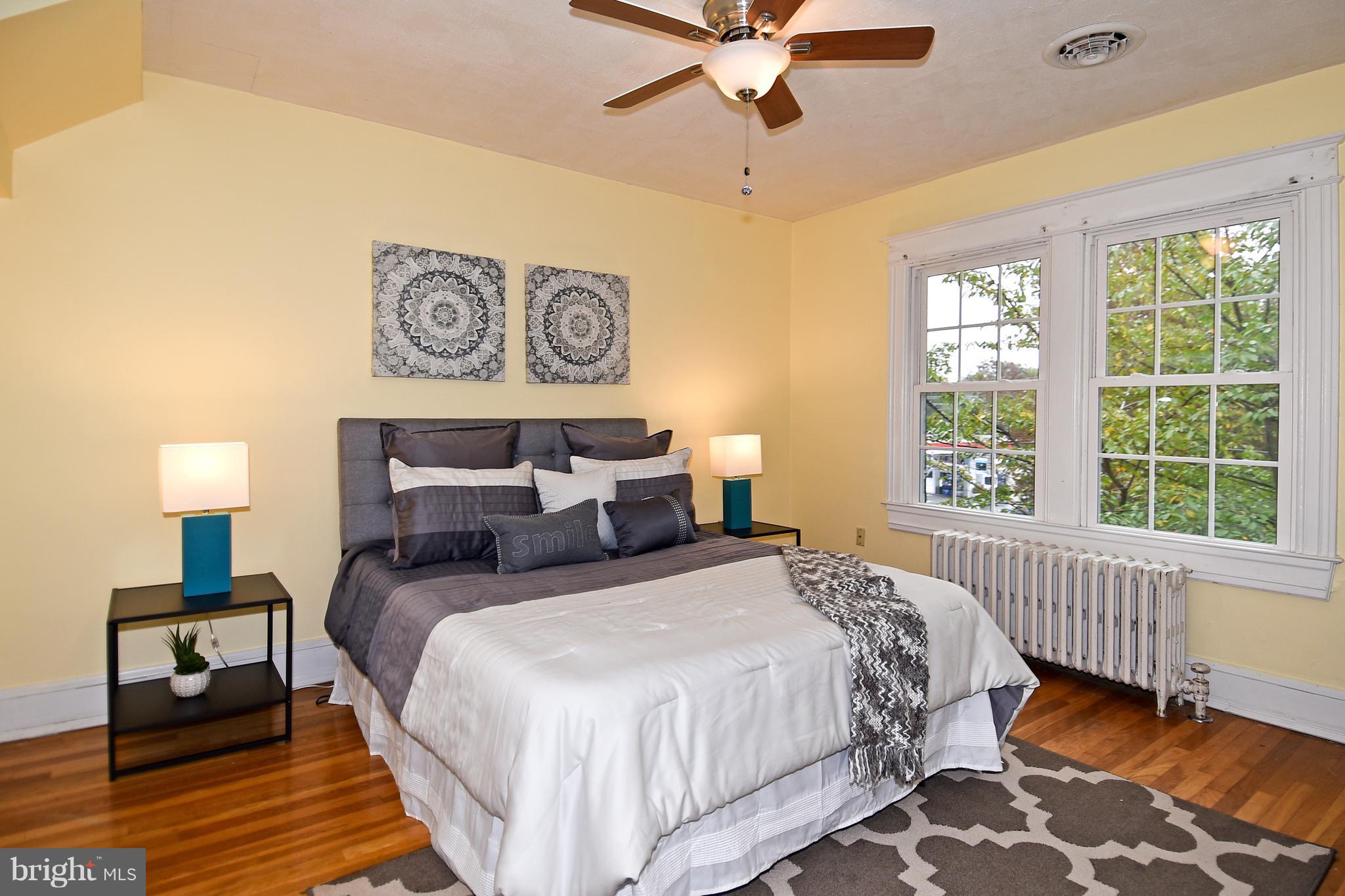 9300 Columbia Boulevard Silver Spring, MD 20910 - Photo 19 of 29 Bedroom (Master)