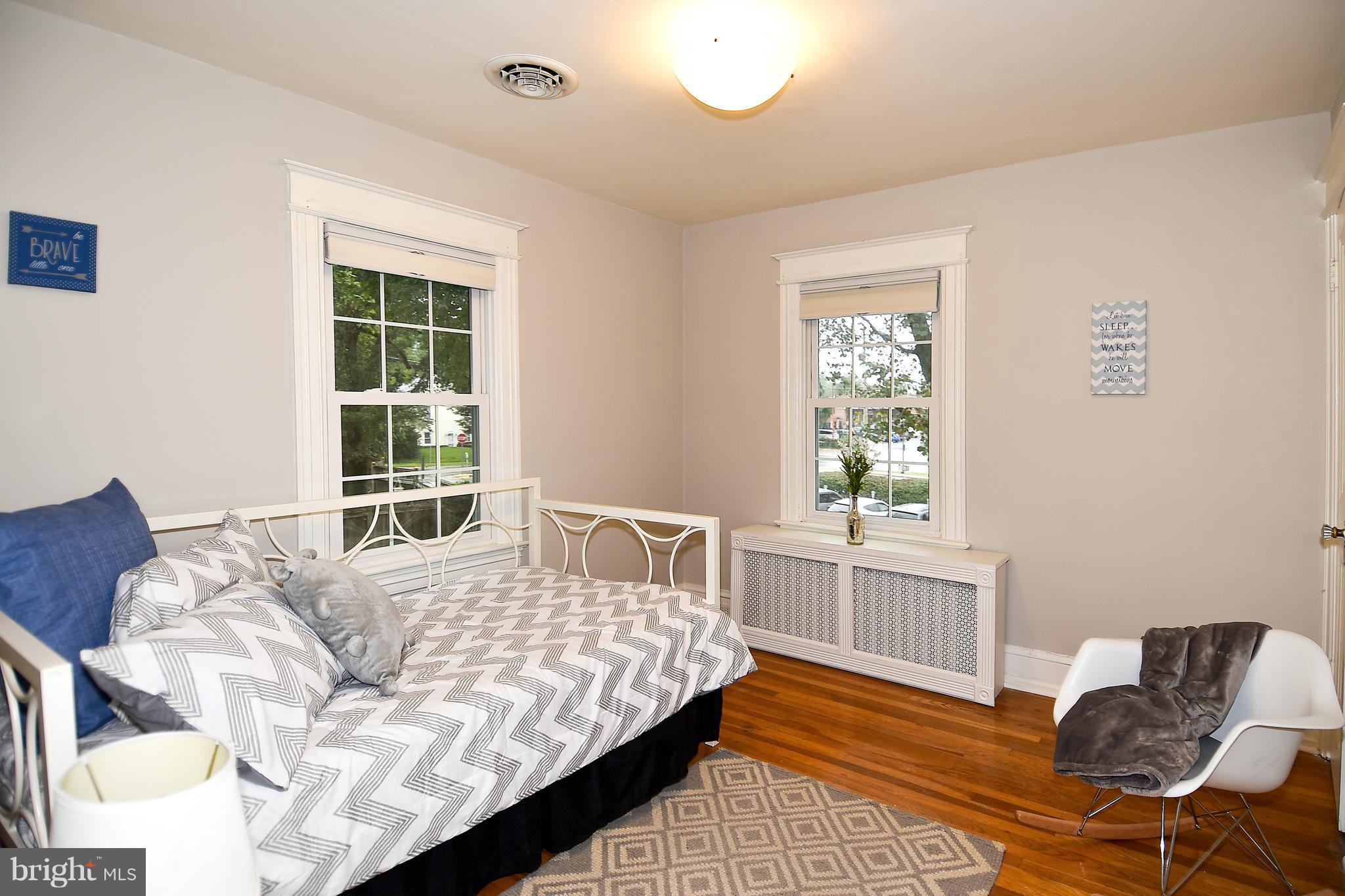 9300 Columbia Boulevard Silver Spring, MD 20910 - Photo 29 of 29 Bedroom