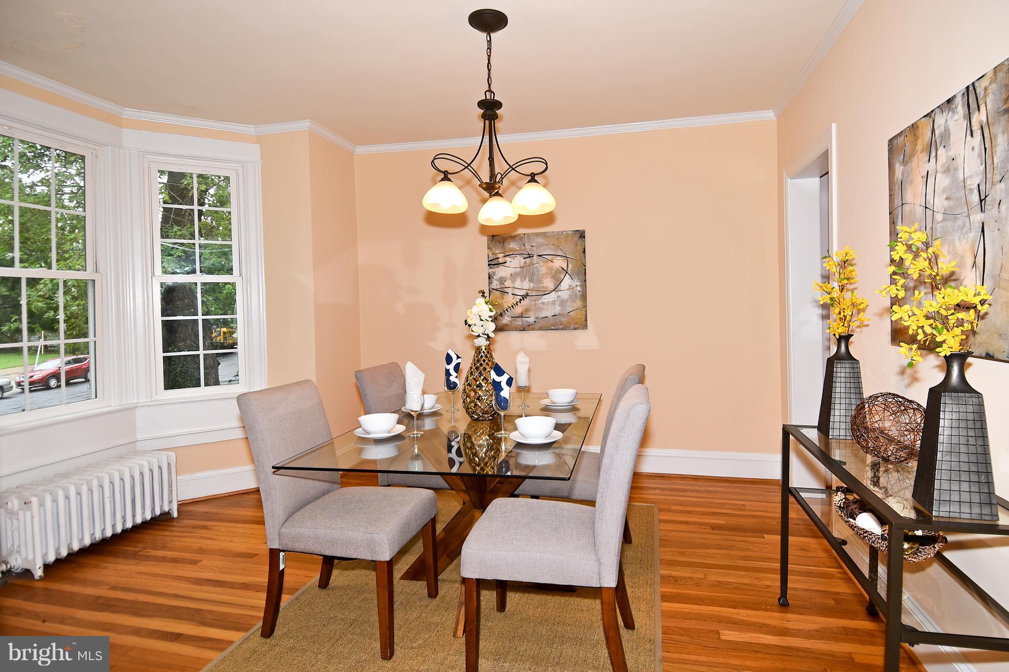 9300 Columbia Boulevard Silver Spring, MD 20910 - Photo 4 of 29 Dining Room