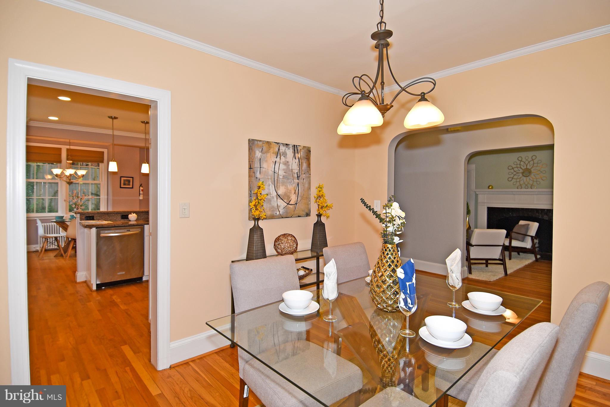 9300 Columbia Boulevard Silver Spring, MD 20910 - Photo 9 of 29 Dining Room