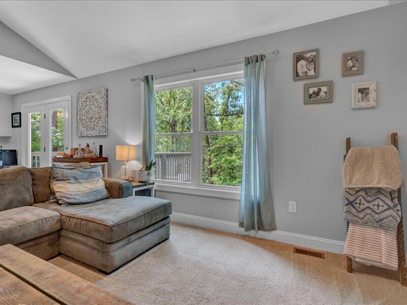 4995 Merriman Road Roanoke, VA 24018 - Photo 9 of 39 07-DSC5225