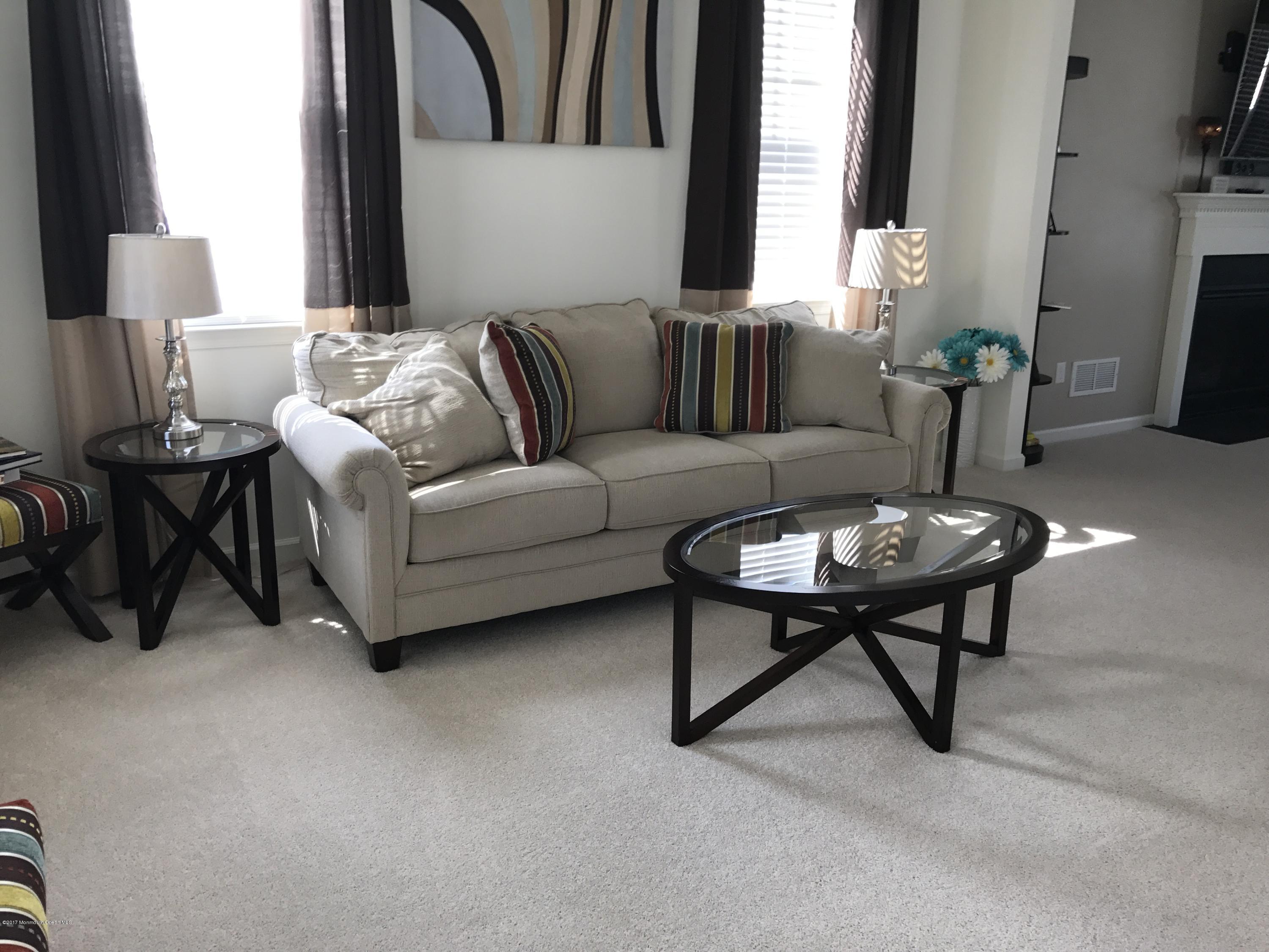 126 Spirit Bear Road Toms River, NJ 08755 - Photo 5 of 37 IMG_2766