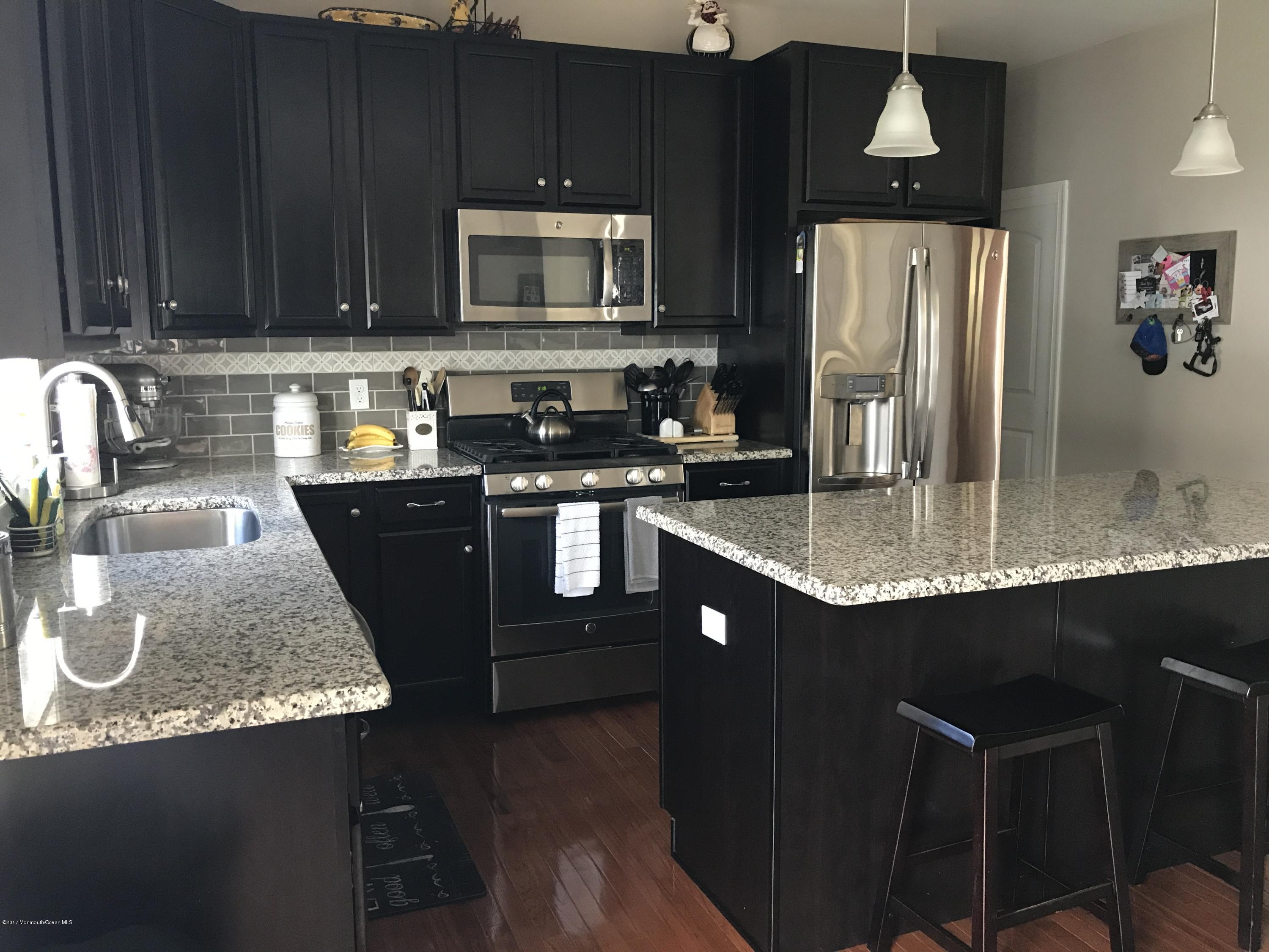 126 Spirit Bear Road Toms River, NJ 08755 - Photo 10 of 37 IMG_2759