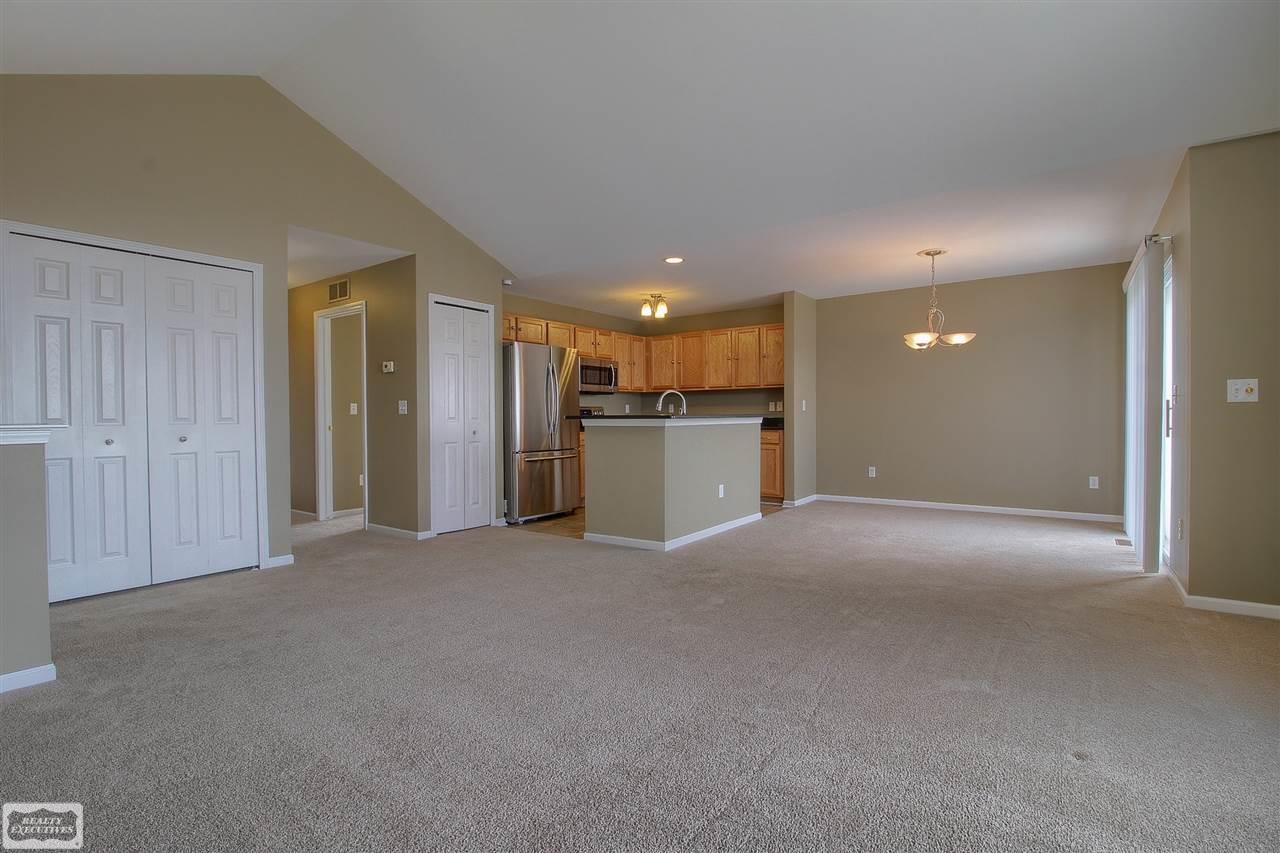 45955 Rhodes Drive Macomb, MI 48044 - Photo 12 of 27 31343361-11.JPG