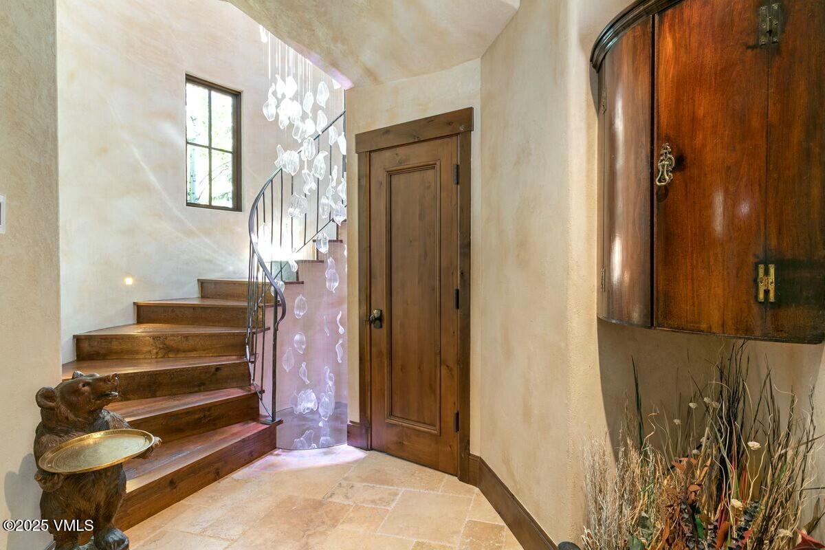876 Pilgrim Drive Edwards, CO 81632 - Photo 20 of 63 Stunning Turret Staircase