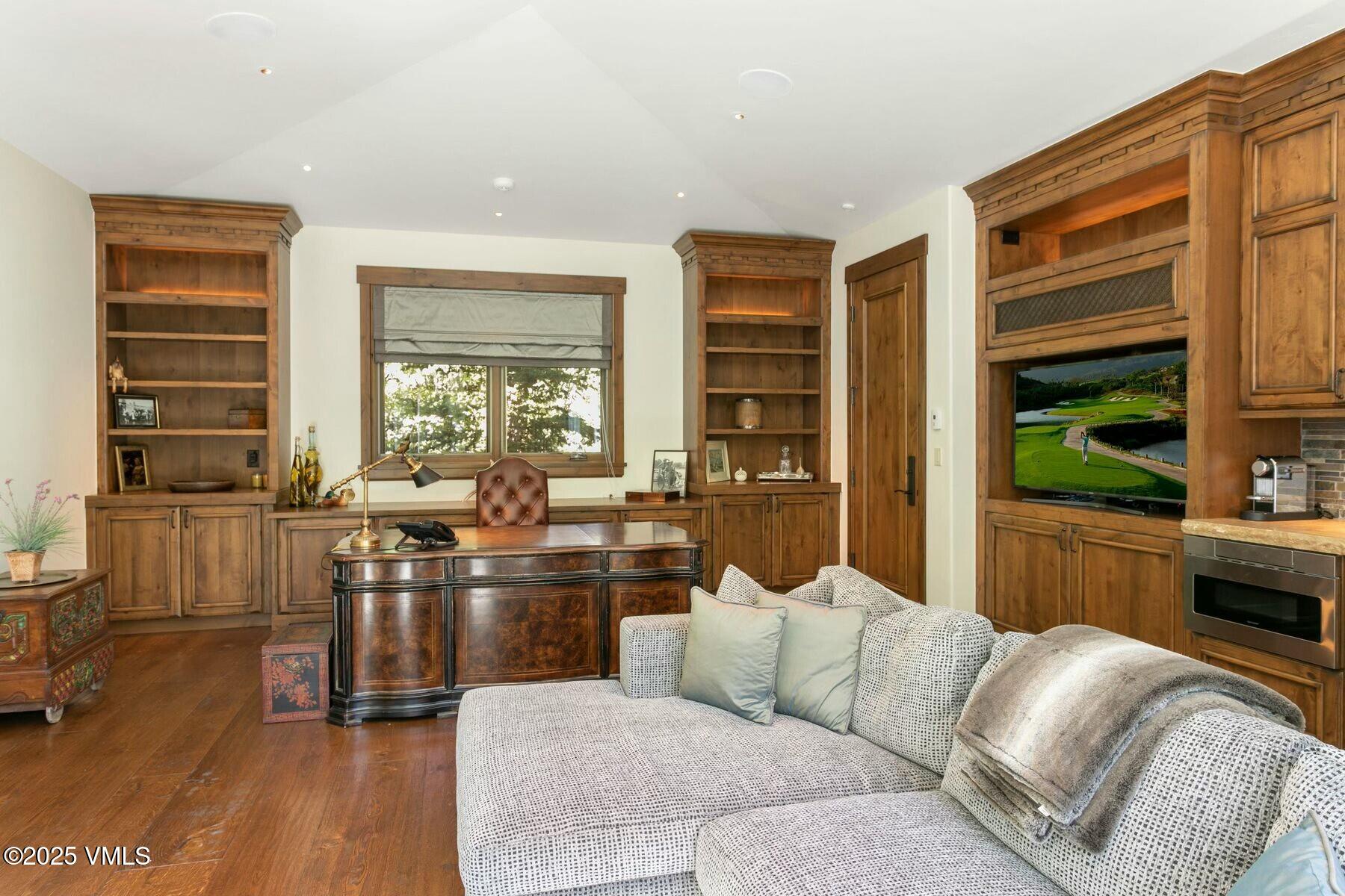 876 Pilgrim Drive Edwards, CO 81632 - Photo 23 of 63 Executive Suite