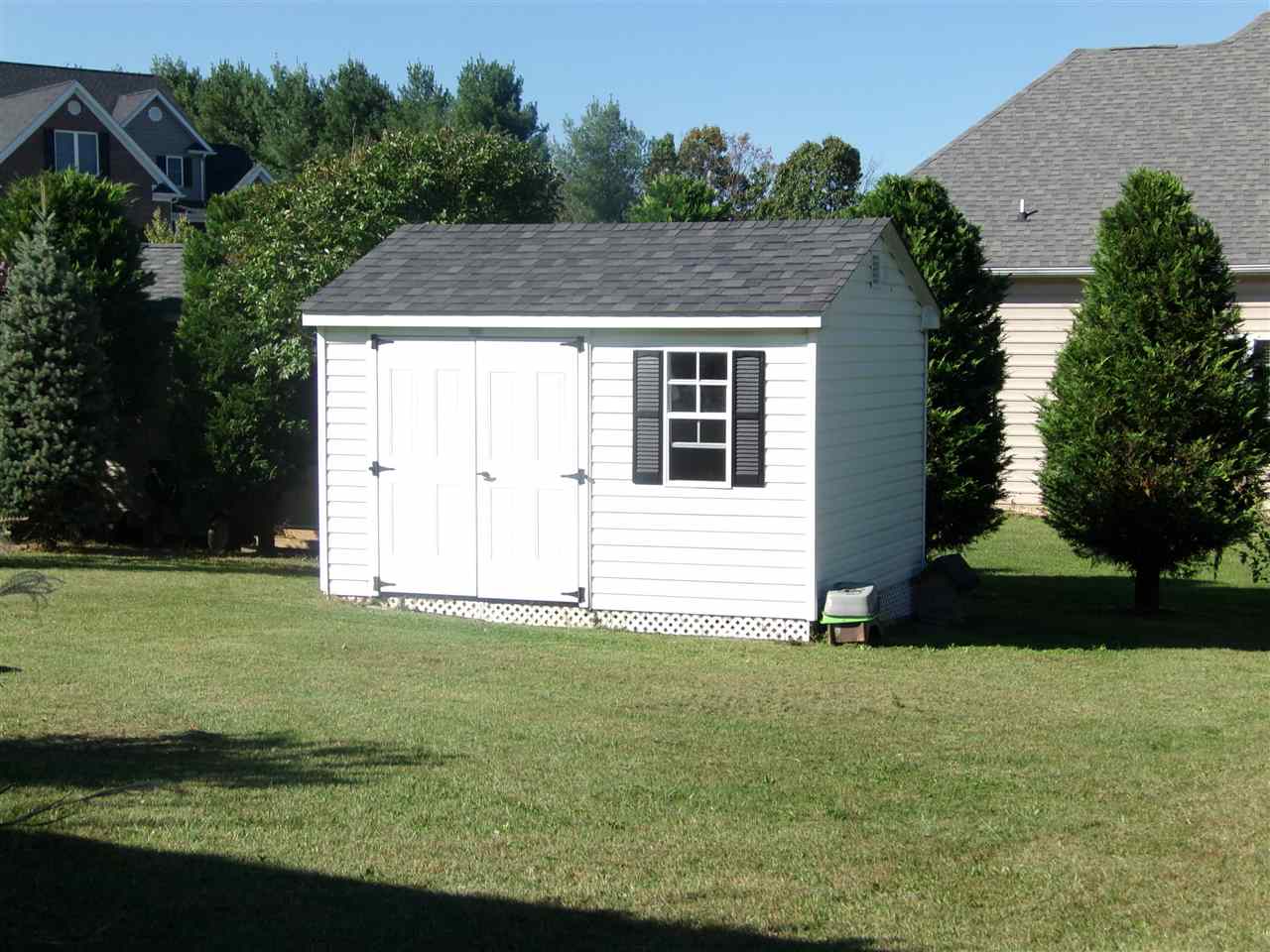8 Ashley Road Stuarts Draft, VA 24477 - Photo 3 of 37 Gallery Image 3