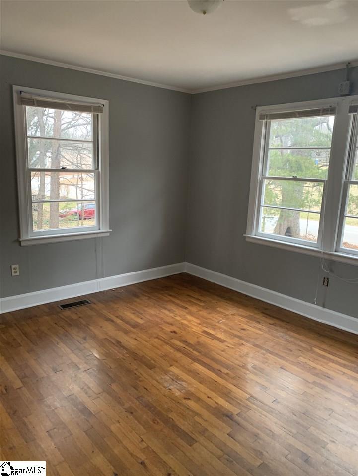 407 Old Buncombe Road Travelers Rest, SC 29690 - Photo 4 of 6 Gallery Image 4