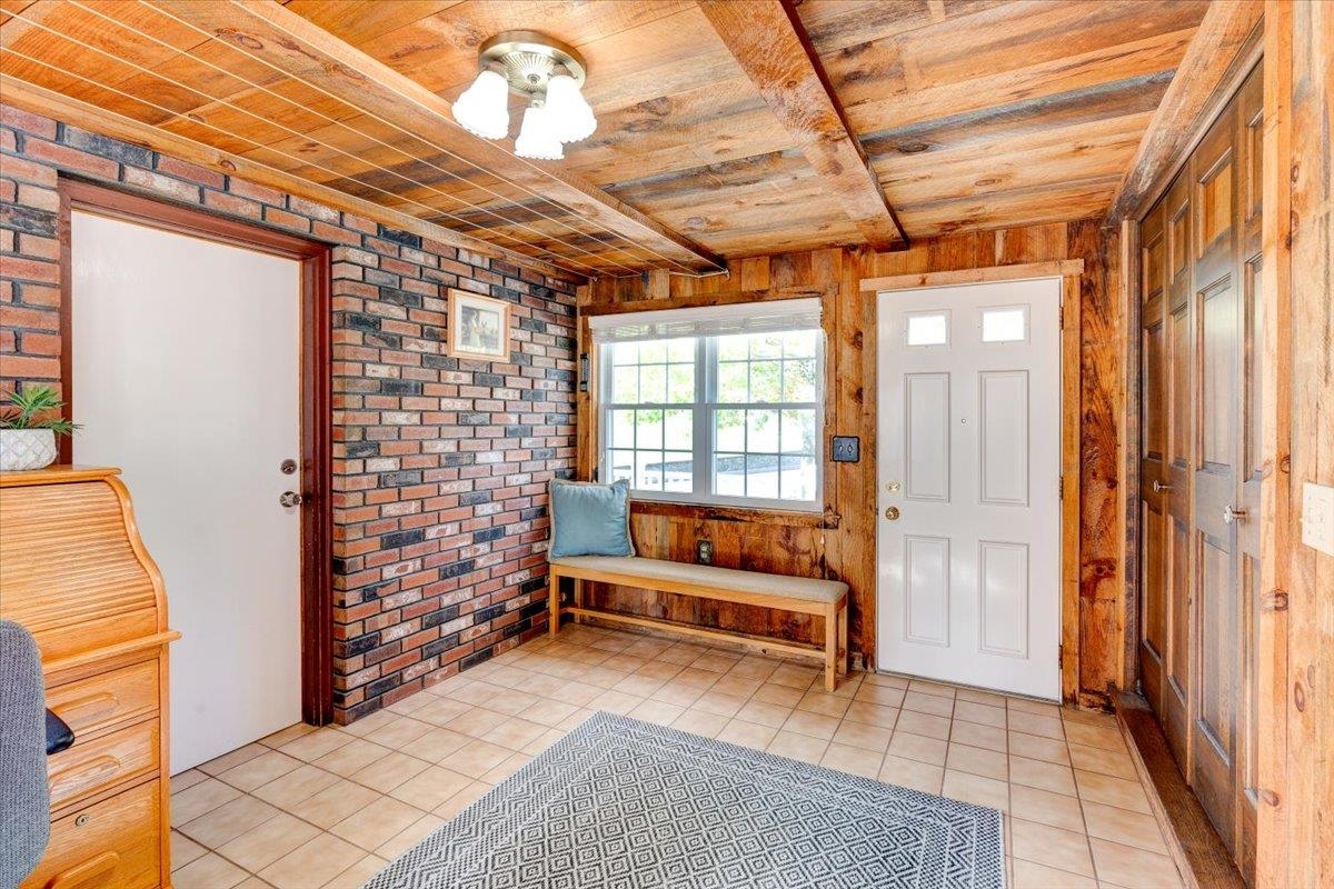 1530 Wellington Road Manchester, NH 03104 - Photo 11 of 40 Gallery Image 11
