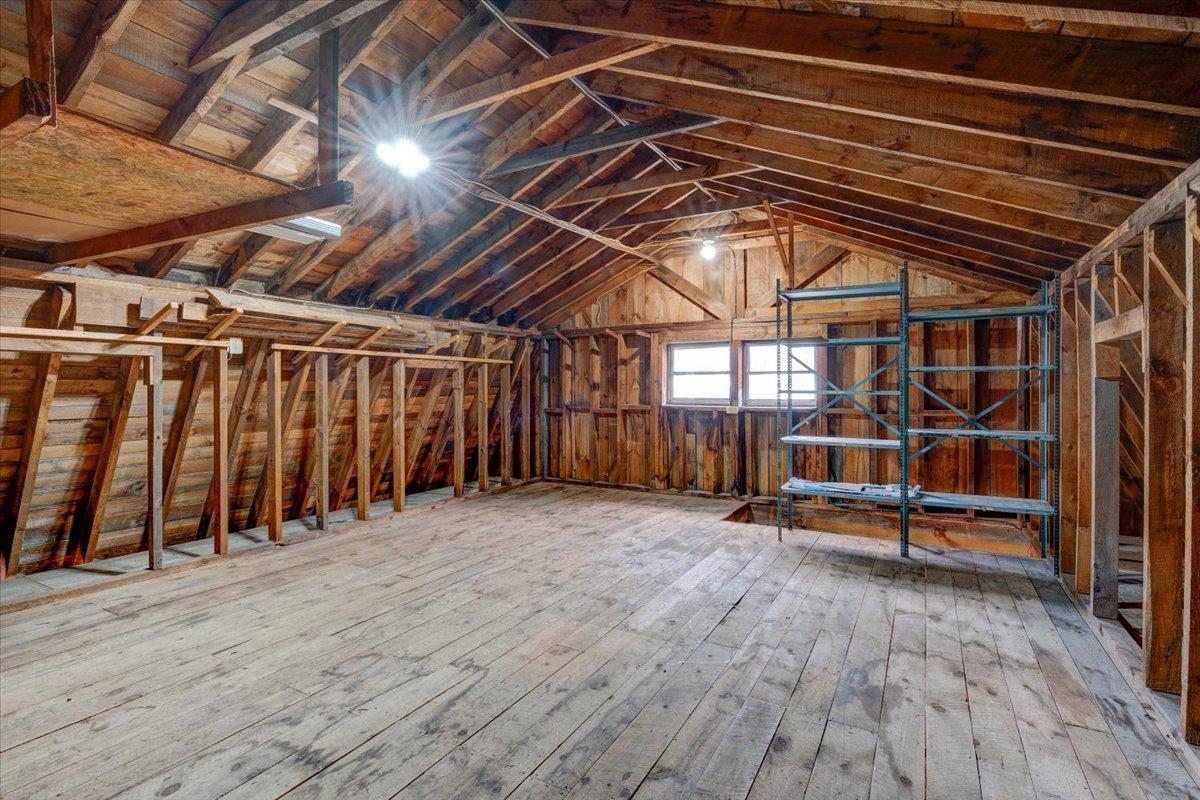 1530 Wellington Road Manchester, NH 03104 - Photo 3 of 40 Gallery Image 3