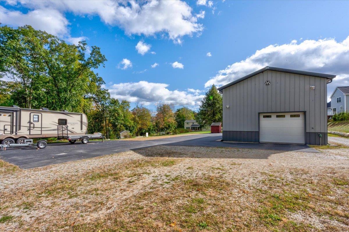 1530 Wellington Road Manchester, NH 03104 - Photo 8 of 40 Gallery Image 8