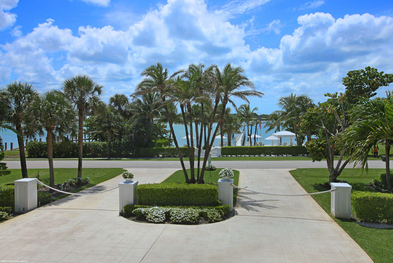 607 South Beach Road Hobe Sound, FL 33455 - Photo 8 of 20 View of the Intracoastal