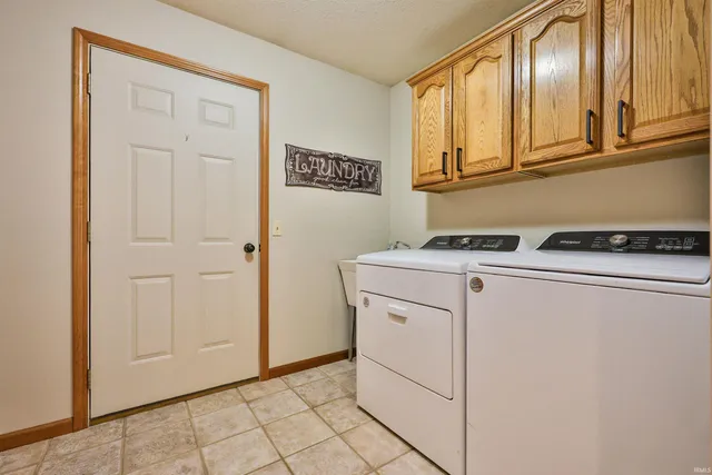 $385,000 | 865 North 280 West, Angola, IN 46703