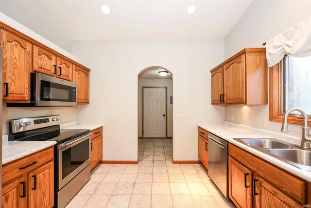 $385,000 | 865 North 280 West, Angola, IN 46703