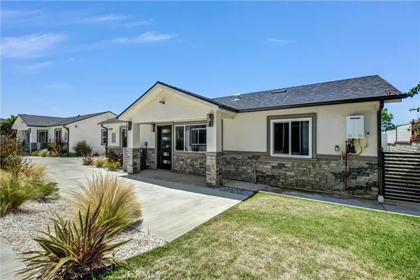 $3,600 | 2130 West 238th Street, Unit A, Torrance, CA 90501
