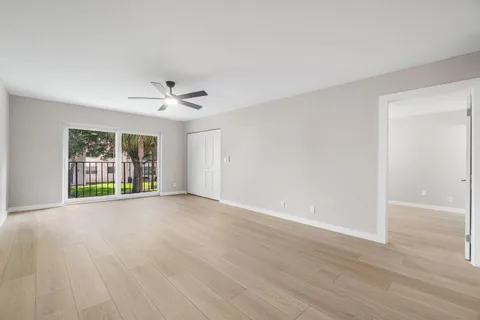 $325,000 | 2905 Southwest 22nd Avenue, Unit 2020, Delray Beach, FL 33445