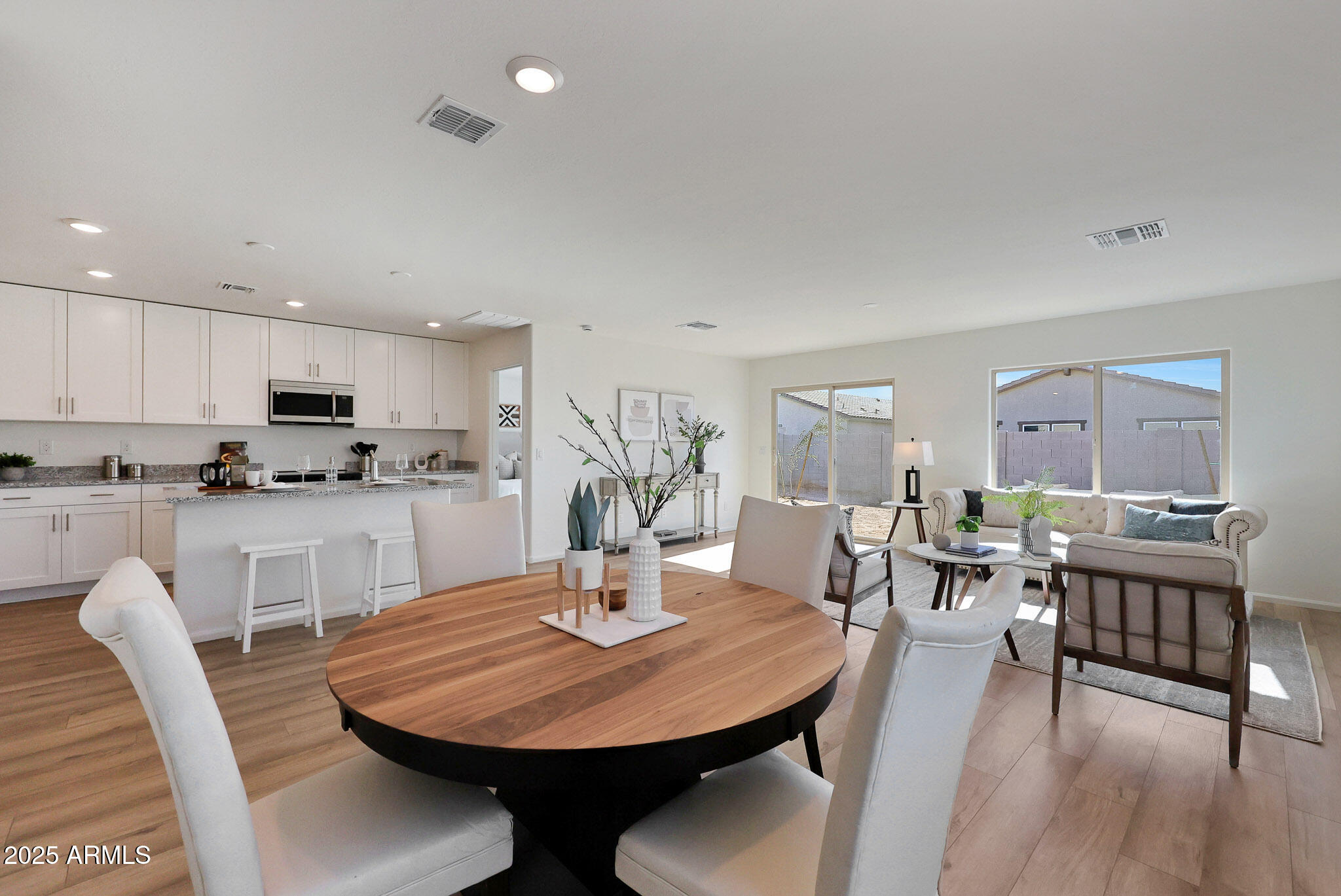 1312 Inca Drive Coolidge, AZ 85128 - Photo 2 of 21 Yucca Dining Room